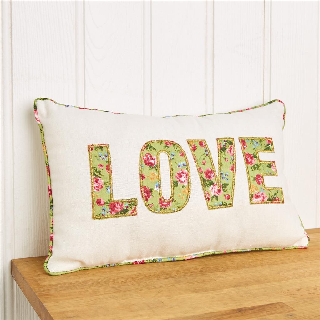 DOCRAFTS Creative Sewing Kit Cushion Love