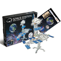 NASA Metal Space Station, 230 pcs — image 2