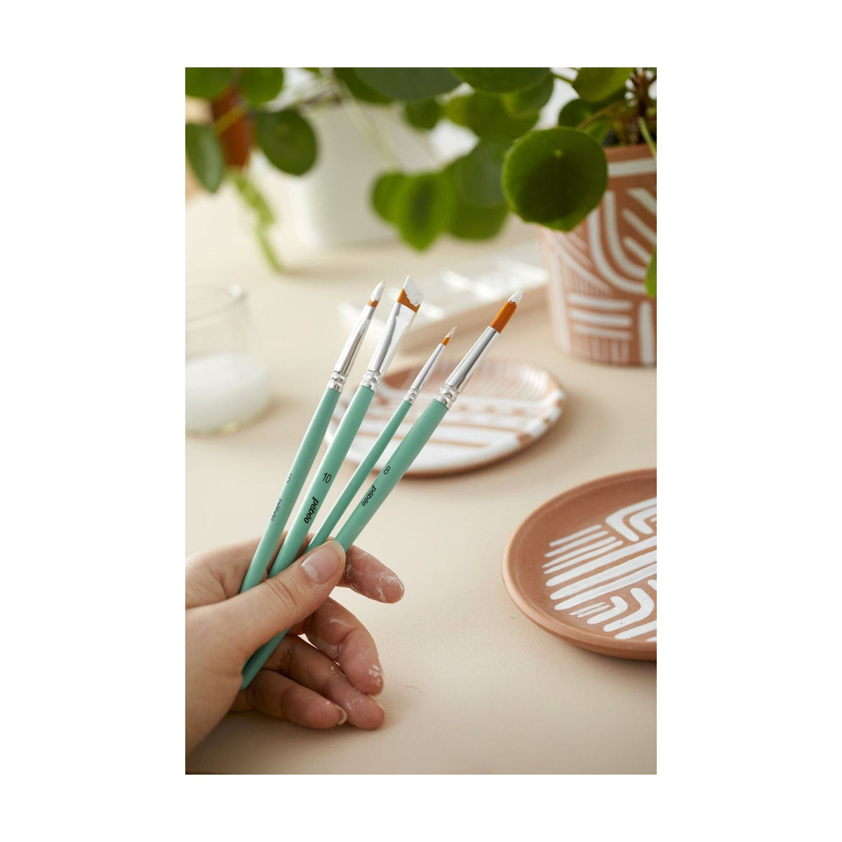PEBEO Golden Polyamide Universal Brush Set - 8-Piece Set